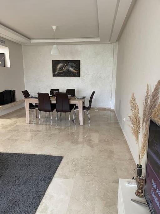 דירות Nouaceur Chic & Cosy Flat Near Airport Lockbox Fast Wifi מראה חיצוני תמונה